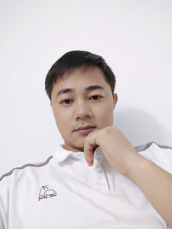 啊良的第一张照片--百色相亲服务中心