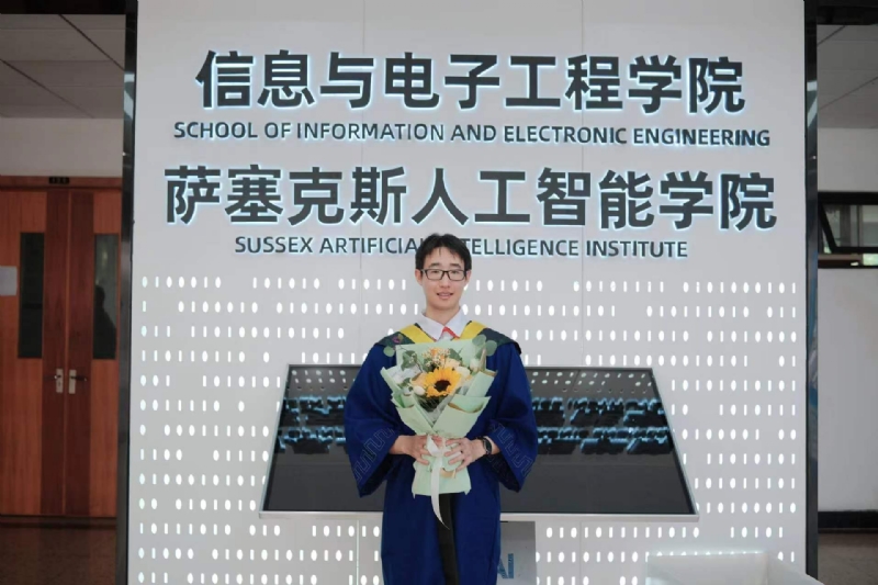 陈潇的第三张照片--百色相亲服务中心