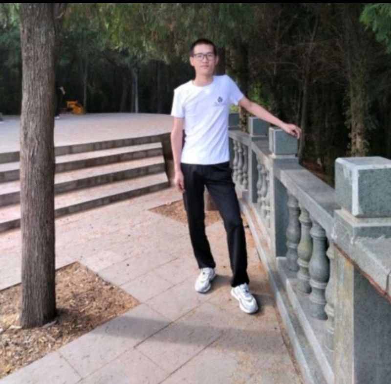 随缘的第三张照片--百色相亲服务中心