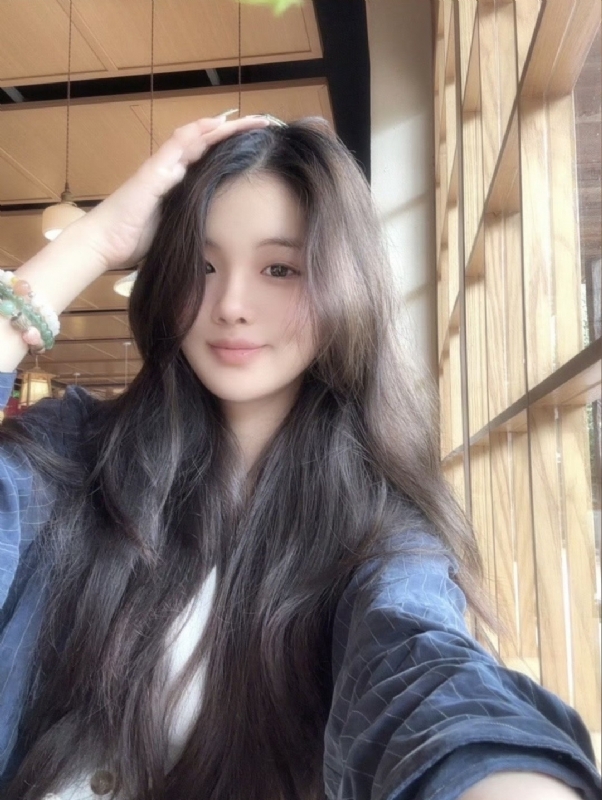 ChanBecky的第一张照片--百色相亲服务中心