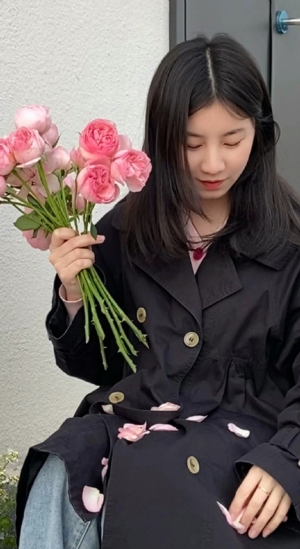 盐盐很甜的第二张照片--百色相亲服务中心