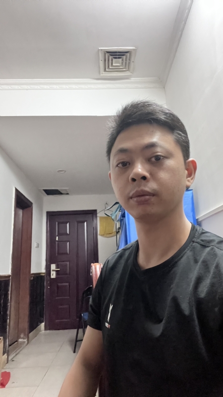 飞天猪的第一张照片--百色相亲服务中心