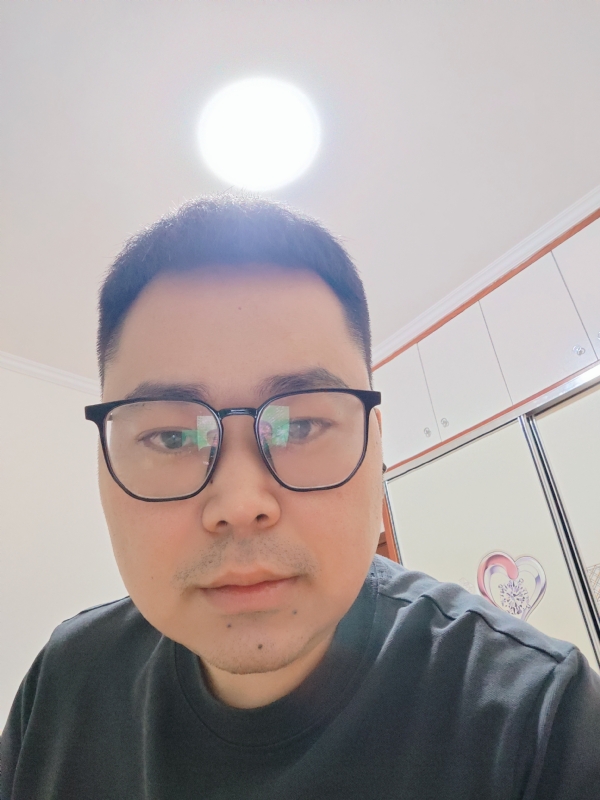 路飞的第一张照片--百色相亲服务中心