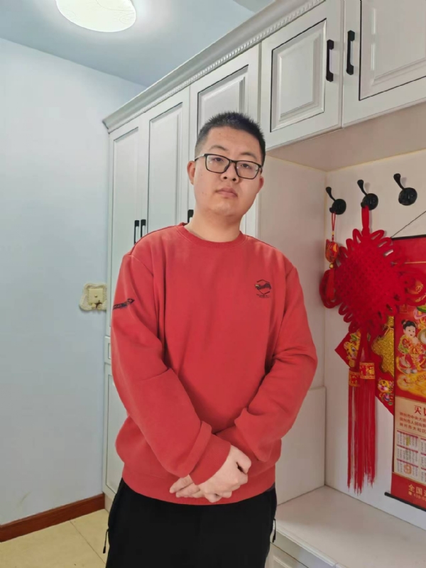 智慧的小胖的第一张照片--百色相亲服务中心