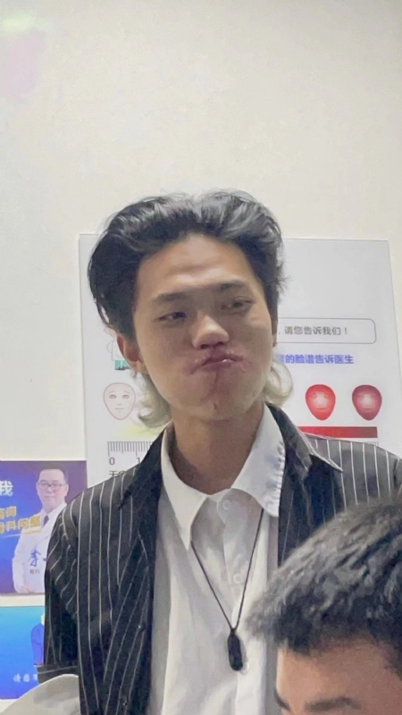 M1tatron的第二张照片--百色相亲服务中心