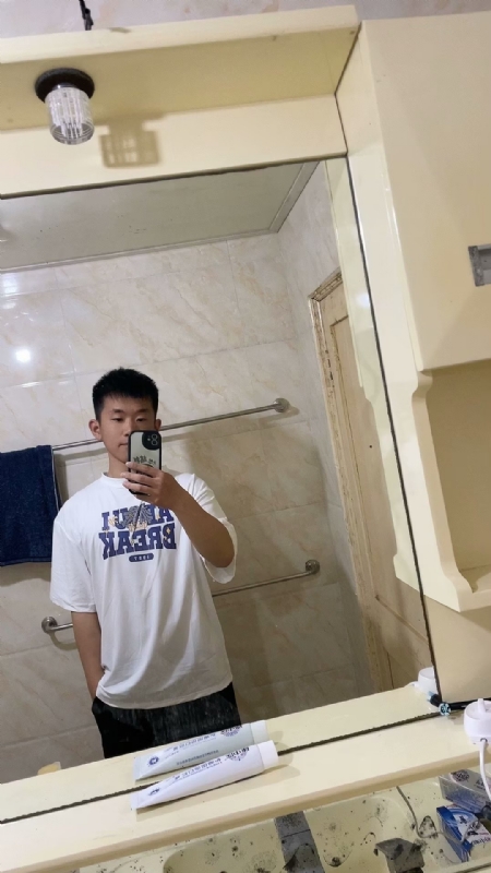 哈哈的第二张照片--百色相亲服务中心