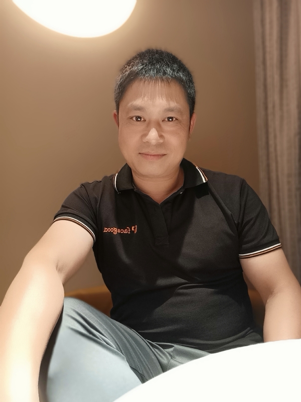 影子的第一张照片--百色相亲服务中心