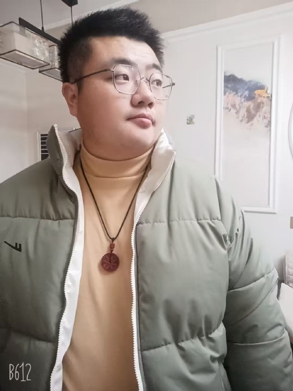 浦宁先生的第一张照片--百色相亲服务中心