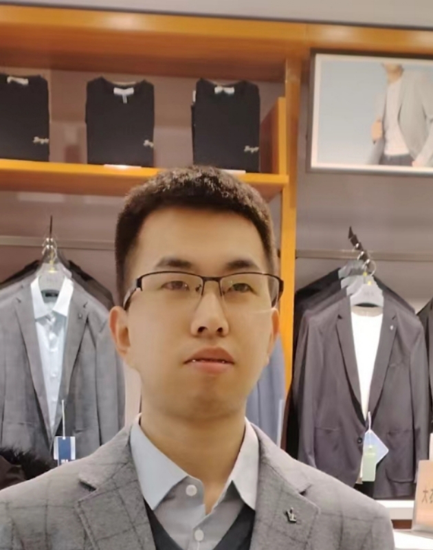 吴桐的第一张照片--百色相亲服务中心