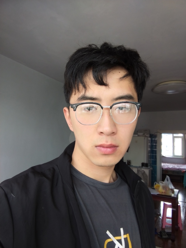 雷震雨的第一张照片--百色相亲服务中心