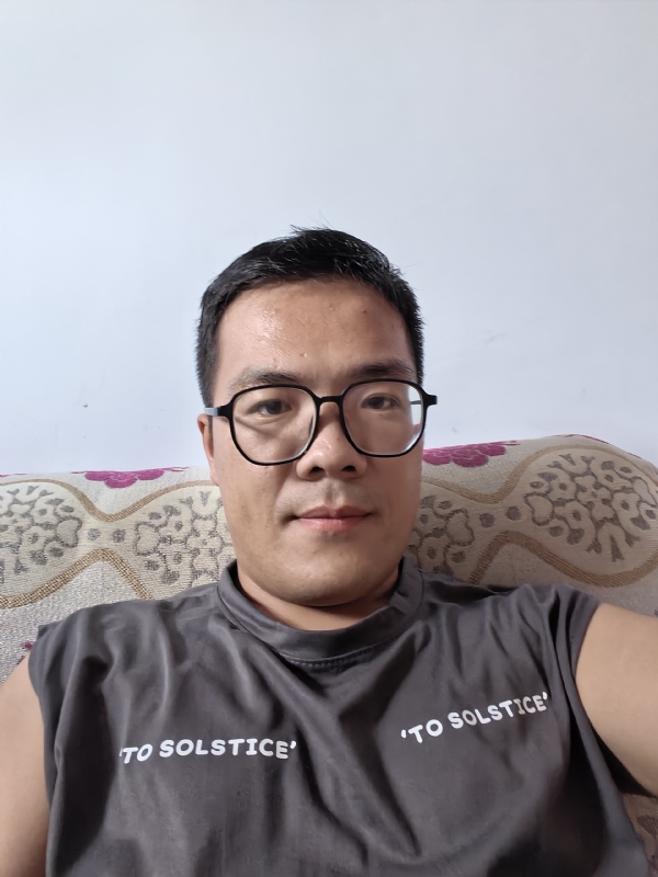 卫TF的第一张照片--百色相亲服务中心