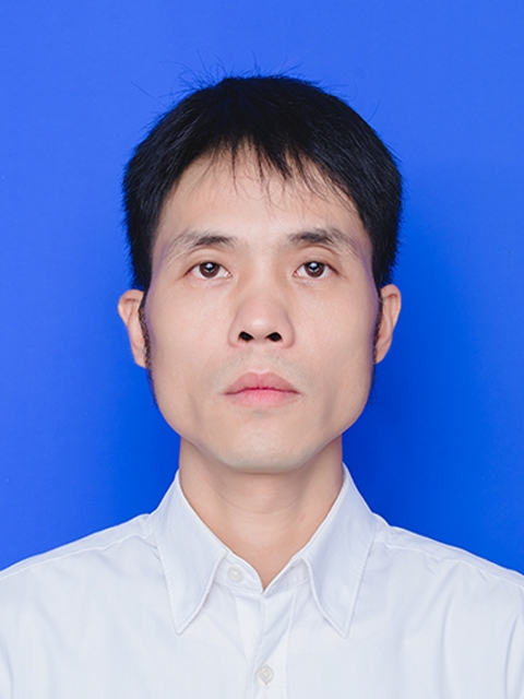 魅力中年的第一张照片--百色相亲服务中心