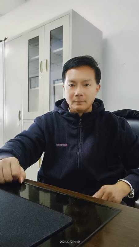 枫叶的第一张照片--百色相亲服务中心