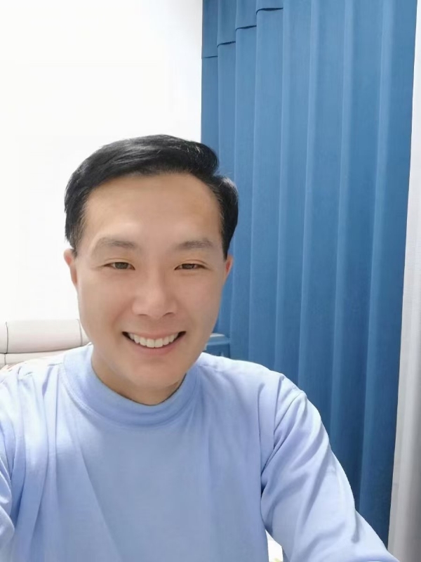 枫叶的第三张照片--百色相亲服务中心