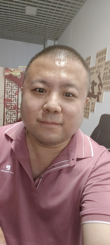 漫步星辰的第一张照片--百色相亲服务中心