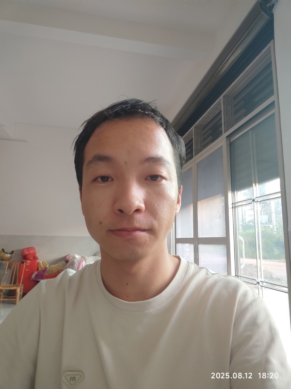 杨培鑫的第一张照片--百色相亲服务中心