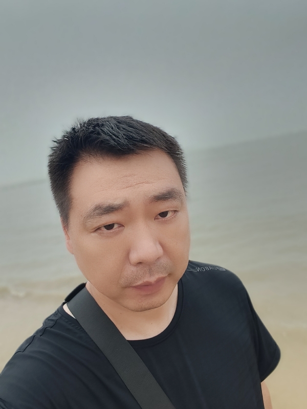 听风的蚕的第一张照片--百色相亲服务中心