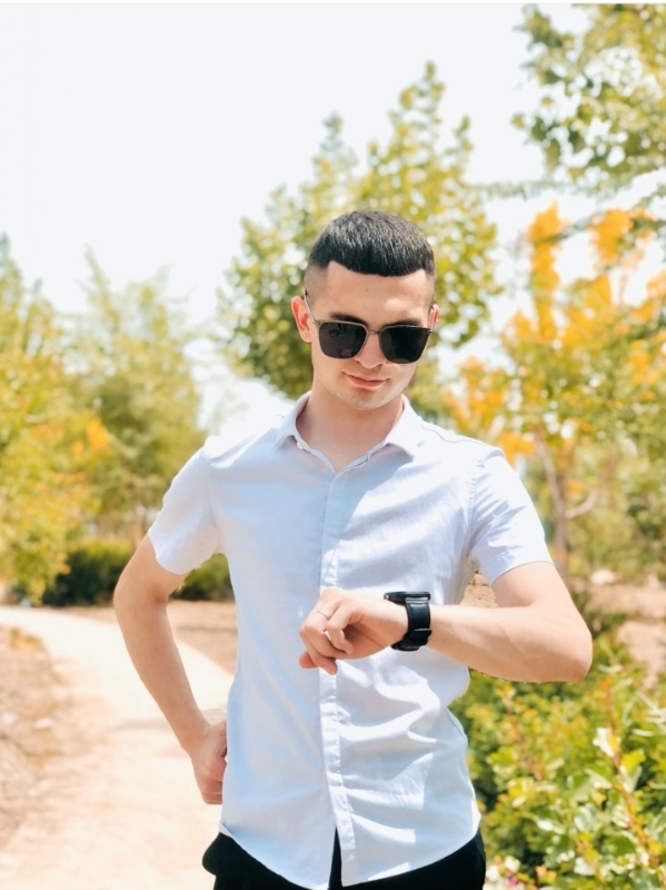 akram的第一张照片--百色相亲服务中心