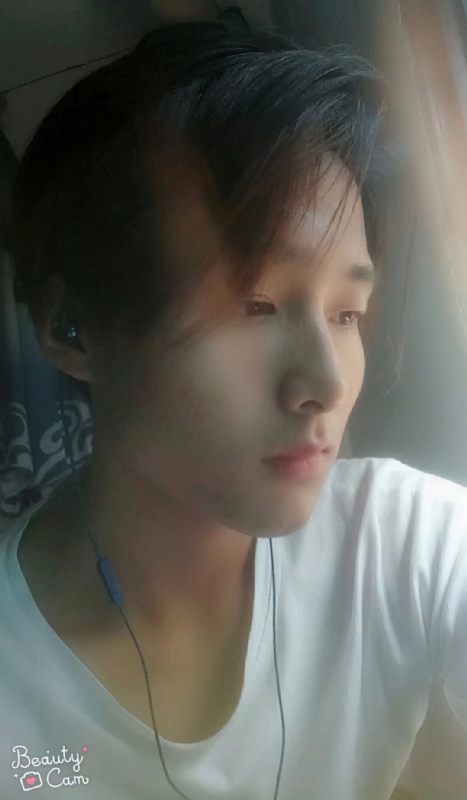 画师的第一张照片--百色相亲服务中心