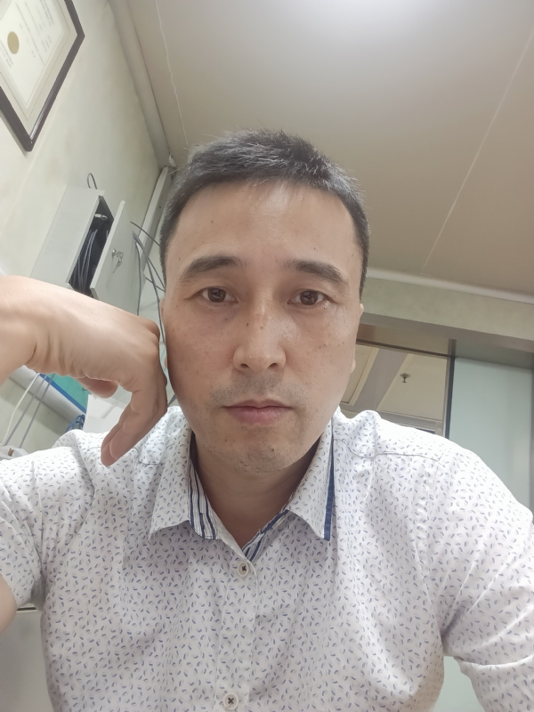 笑看一切的第三张照片--百色相亲服务中心