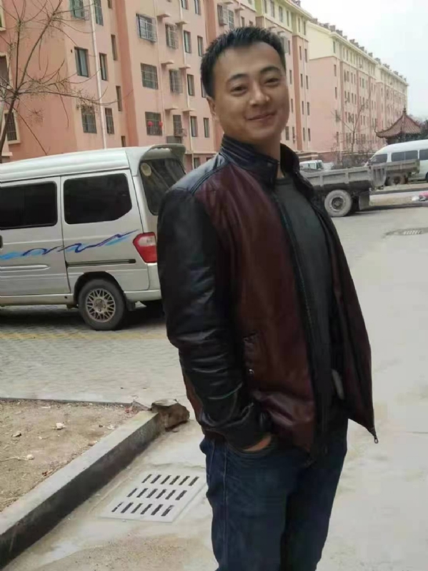 云淡风轻的第一张照片--百色相亲服务中心