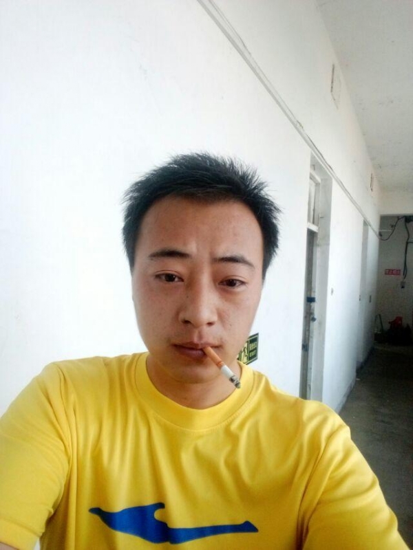 云淡风轻的第二张照片--百色相亲服务中心