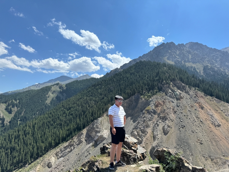 从众的第一张照片--百色相亲服务中心