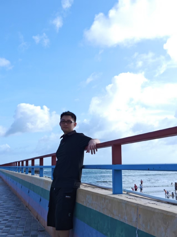 威wei的第二张照片--百色相亲服务中心