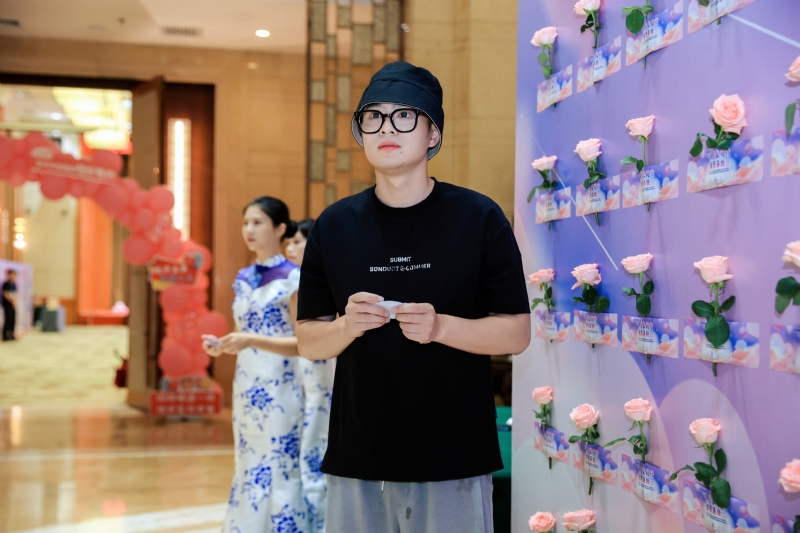 被驯服的象的第一张照片--百色相亲服务中心