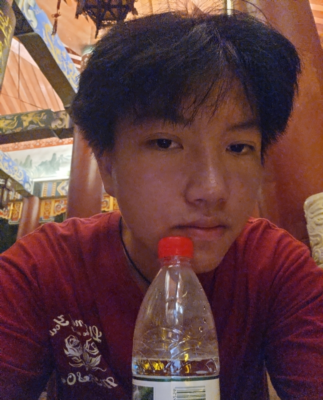 雨豫余的第一张照片--百色相亲服务中心