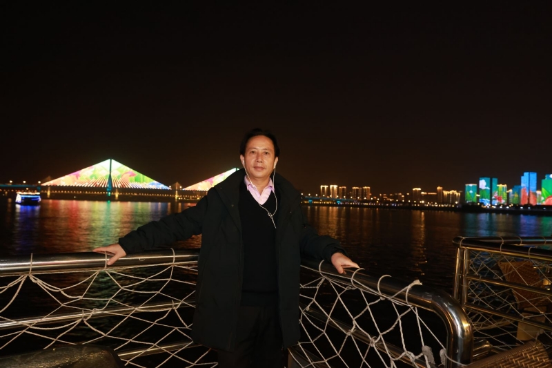 青春有你的第一张照片--百色相亲服务中心