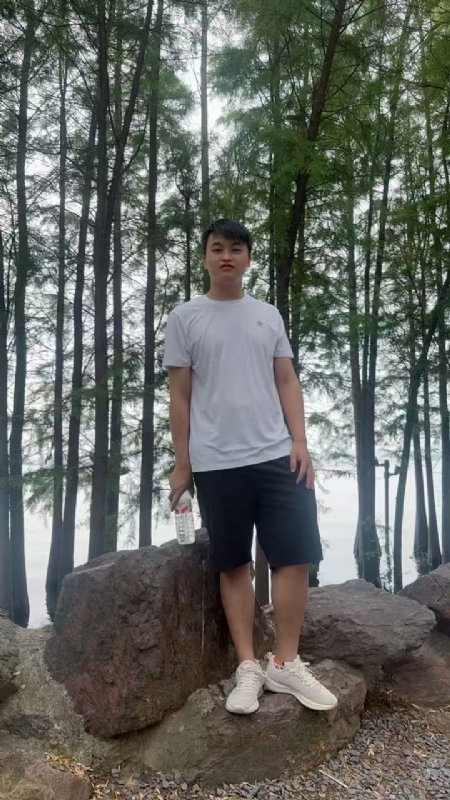 嗯嗯的第一张照片--百色相亲服务中心