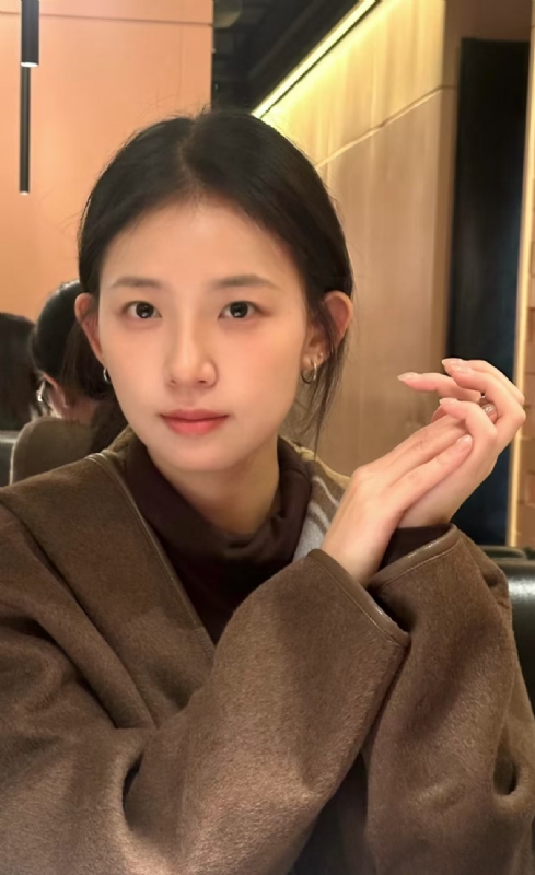 小曼的第一张照片--百色相亲服务中心