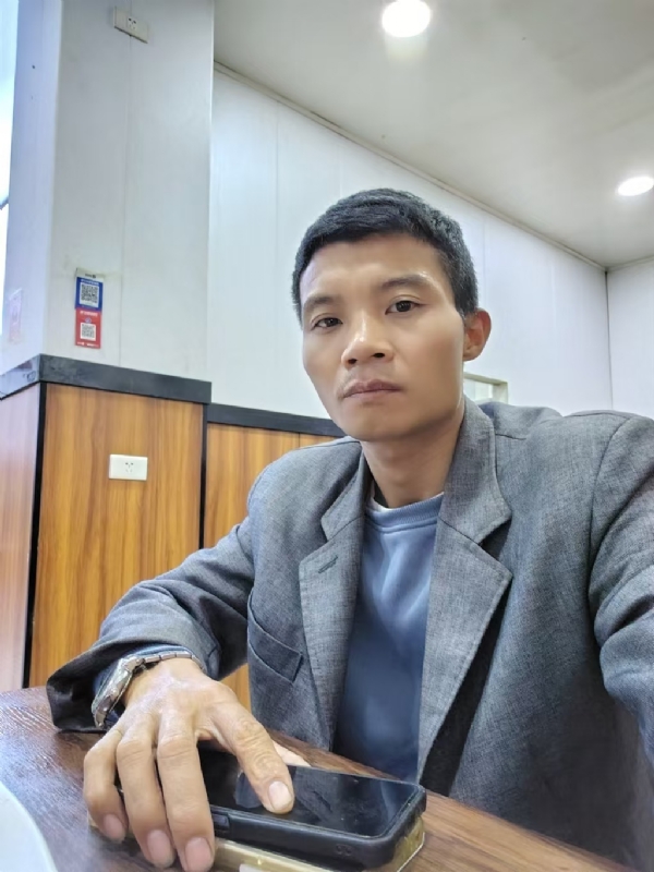 运满乾坤的第一张照片--百色相亲服务中心