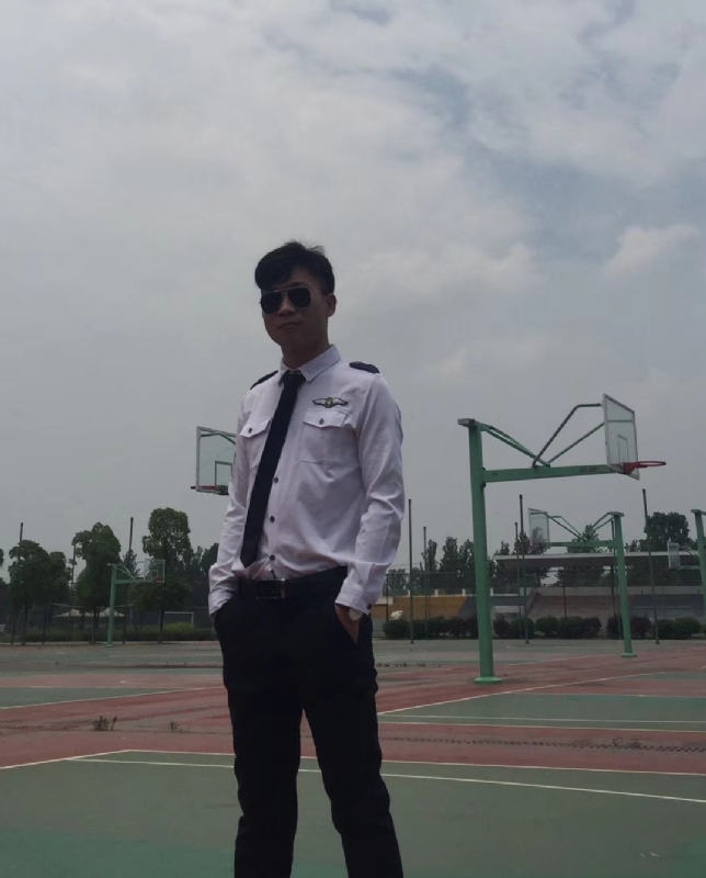 小贺的第一张照片--百色相亲服务中心