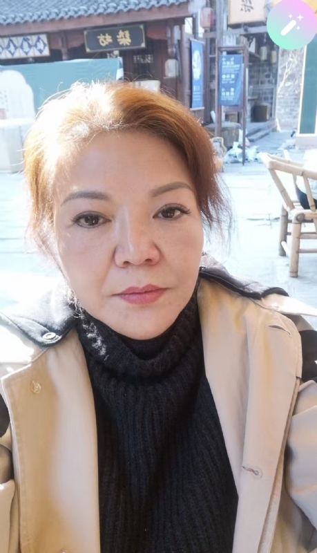 宛霞的第二张照片--百色相亲服务中心