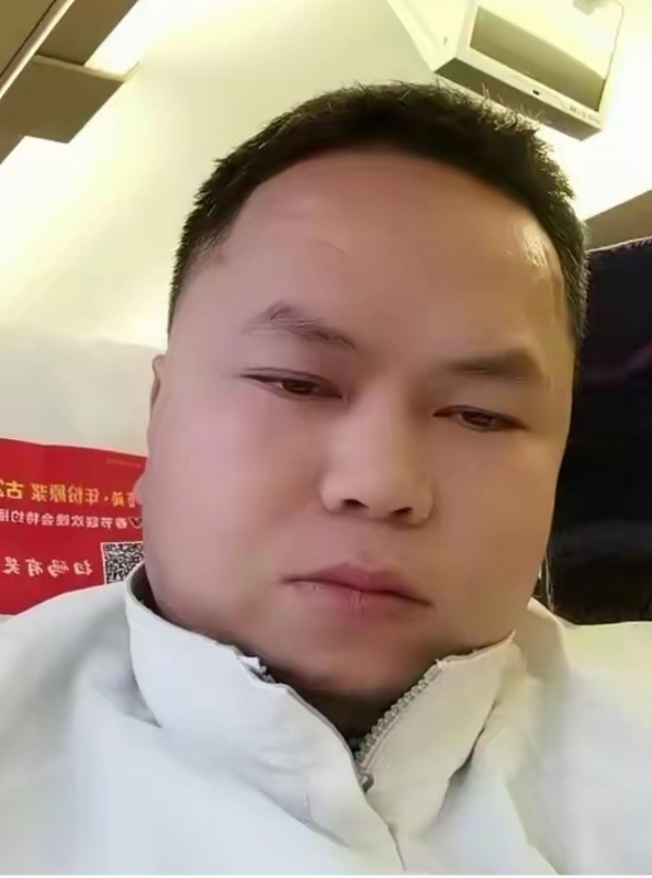 邂逅另一半的第一张照片--百色相亲服务中心