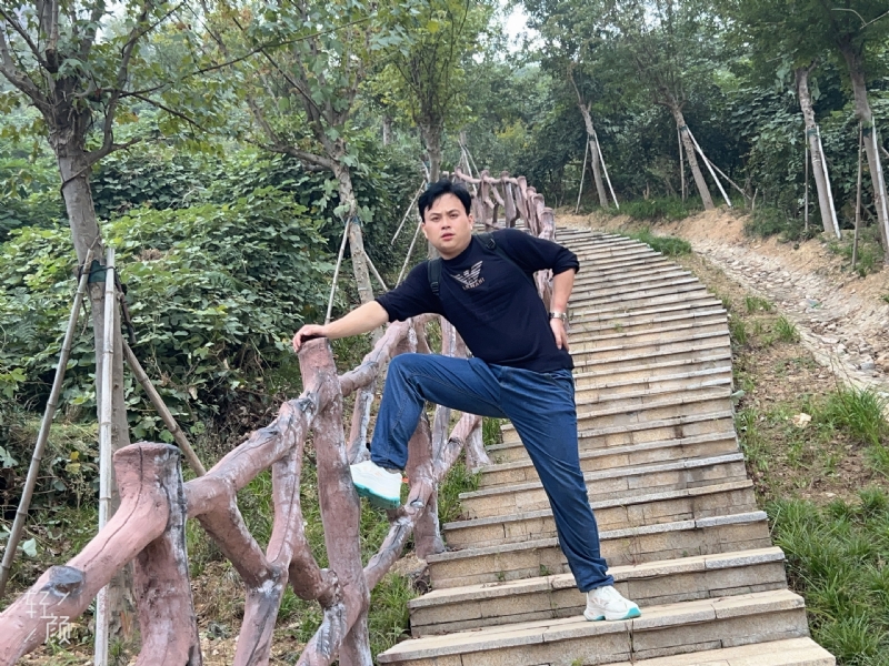 择一人白头偕老的第一张照片--百色相亲服务中心