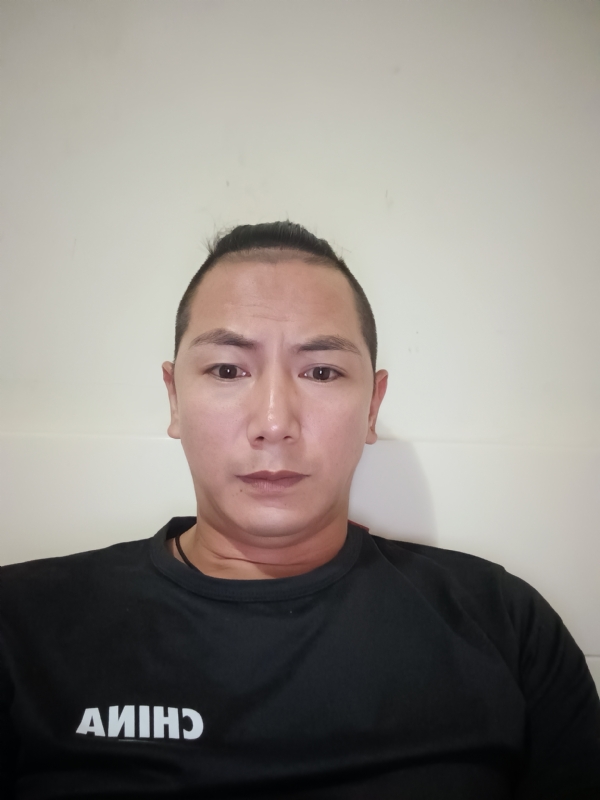 无不良嗜好的第二张照片--百色相亲服务中心