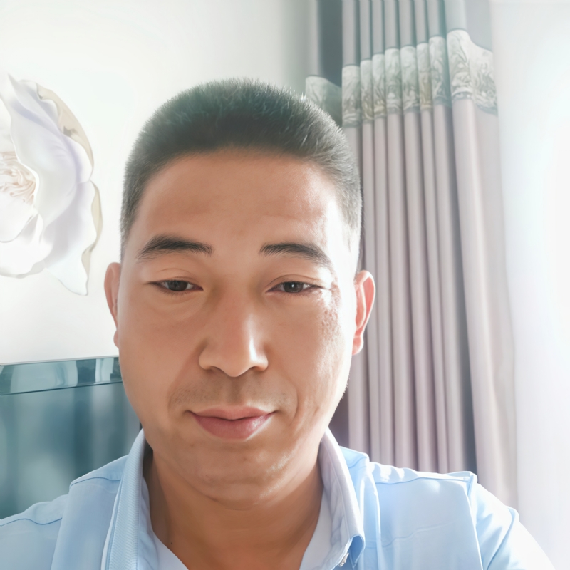 雨中漫步的第一张照片--百色相亲服务中心