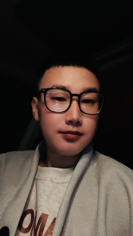 FIyFIy的第一张照片--百色相亲服务中心