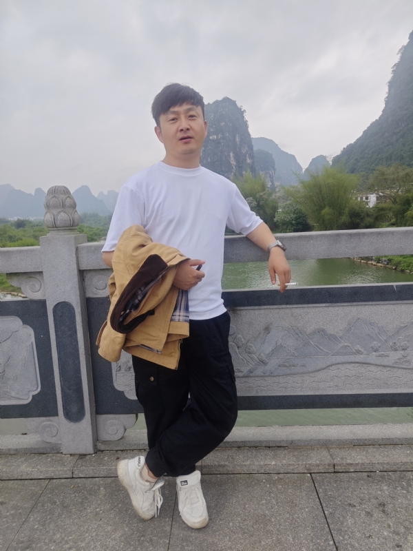 天选之人的第一张照片--百色相亲服务中心