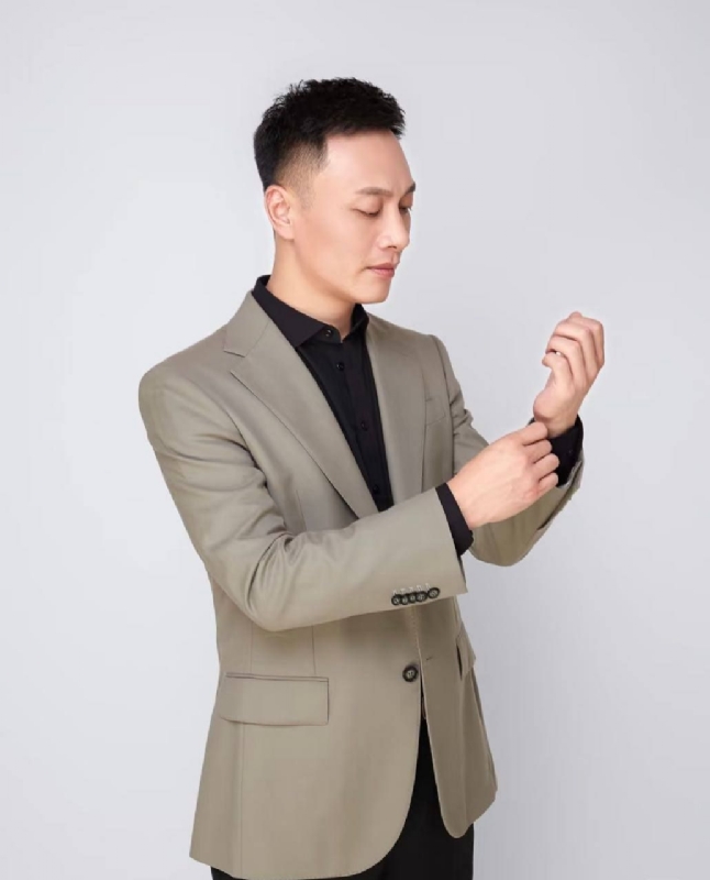 非凡人生的第一张照片--百色相亲服务中心