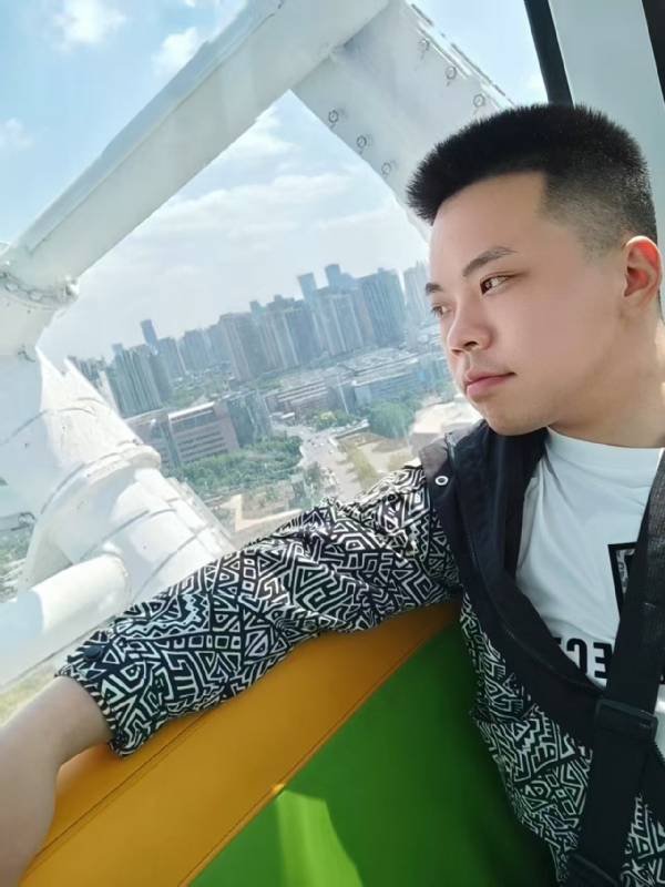 唐山相亲的第二张照片--百色相亲服务中心