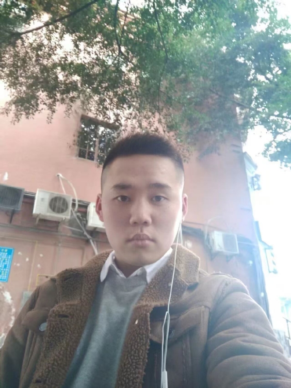 想了很久的男人的第一张照片--百色相亲服务中心