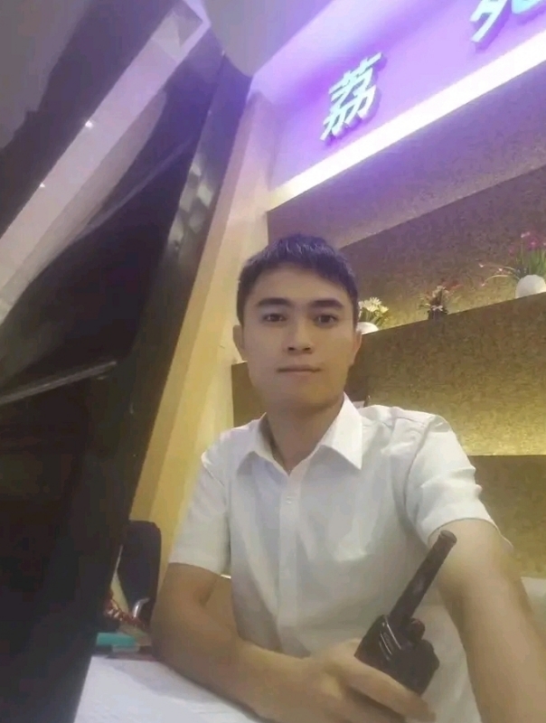 小叶的第二张照片--百色相亲服务中心