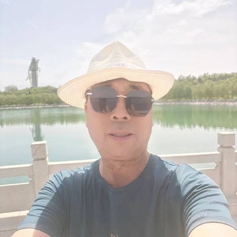 有钱人的第一张照片--百色相亲服务中心