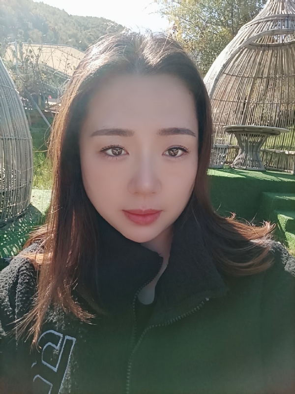 阿燕的第一张照片--百色相亲服务中心