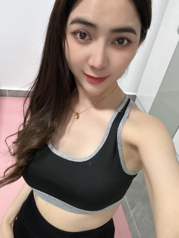 冰冰的第一张照片--百色相亲服务中心