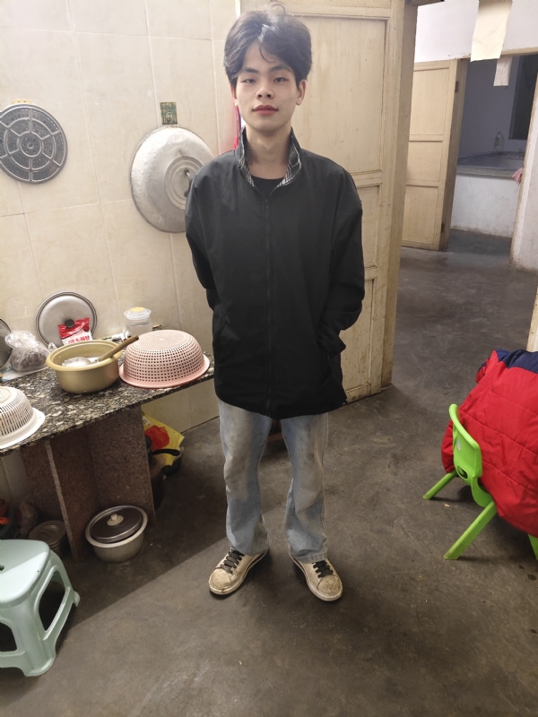 铭泽的第一张照片--百色相亲服务中心